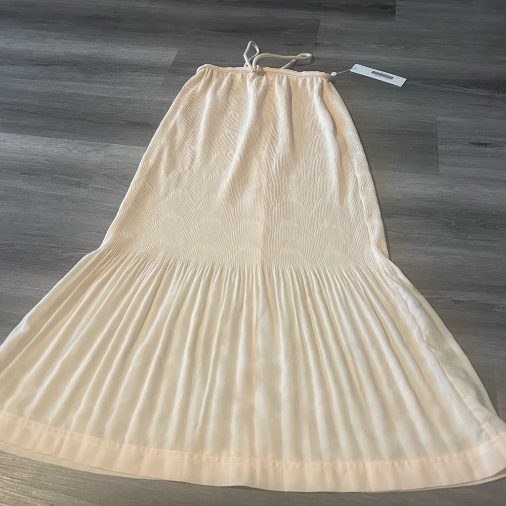 Elegant Cream Maxi Skirt
